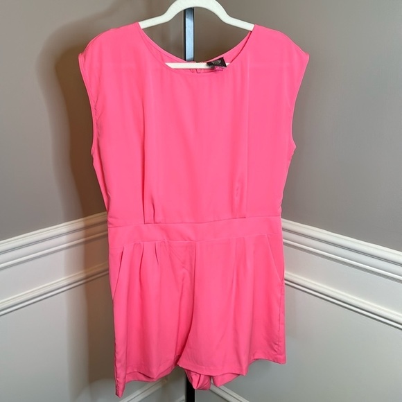 Vince Camuto Pants - Vince Camuto hot pink romper size medium